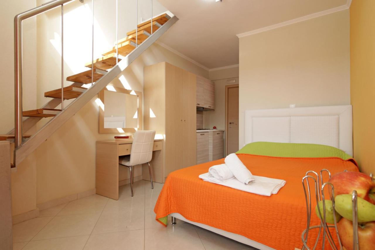 Mavridis Rooms 2 Nikiti  Exteriér fotografie