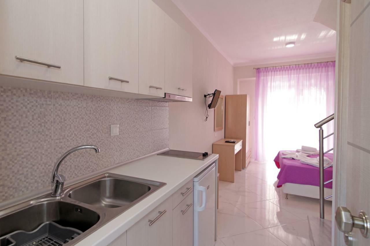 Mavridis Rooms 2 Nikiti  Exteriér fotografie